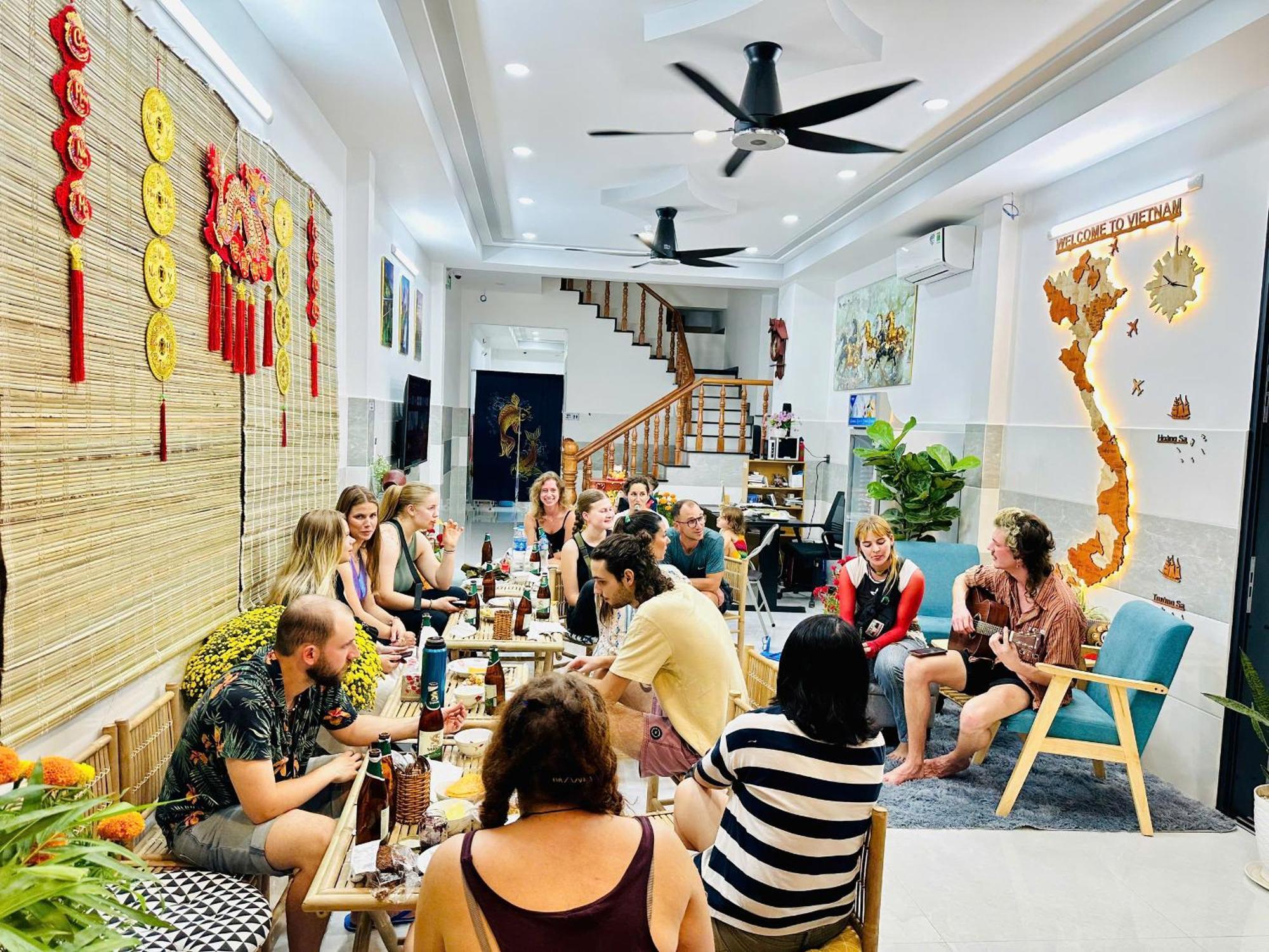 Aloha Saigon Premium Hostel By Local Travel Experts - Newly Opened, Less-Touristy Location, Spacious Rooms, Glass Shower Bathroom, Free Breakfast & Walking Tour Ho Chi Minh Zewnętrze zdjęcie