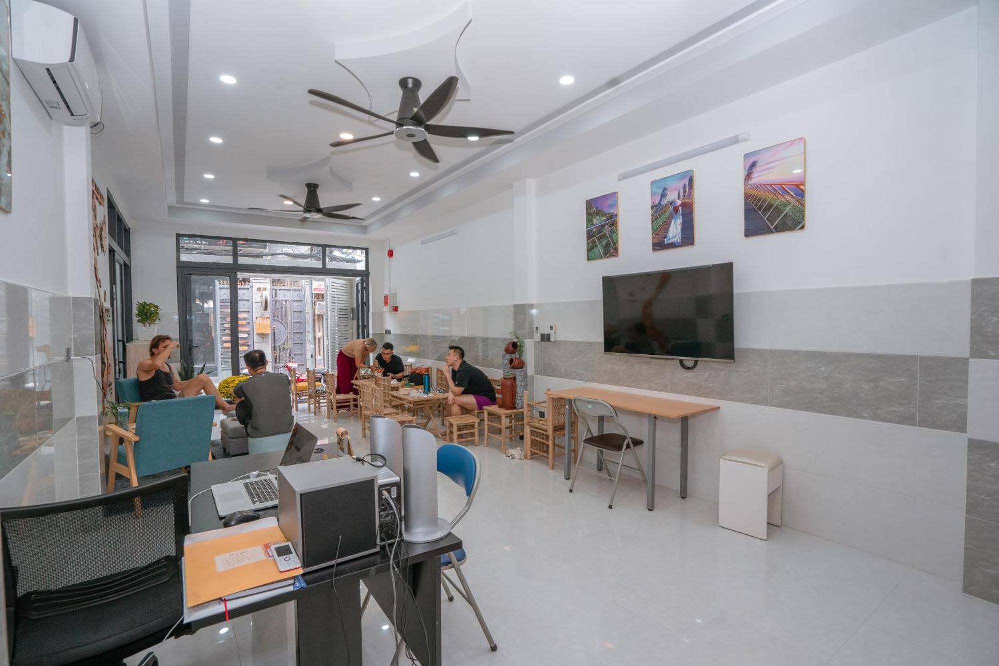 Aloha Saigon Premium Hostel By Local Travel Experts - Newly Opened, Less-Touristy Location, Spacious Rooms, Glass Shower Bathroom, Free Breakfast & Walking Tour Ho Chi Minh Zewnętrze zdjęcie