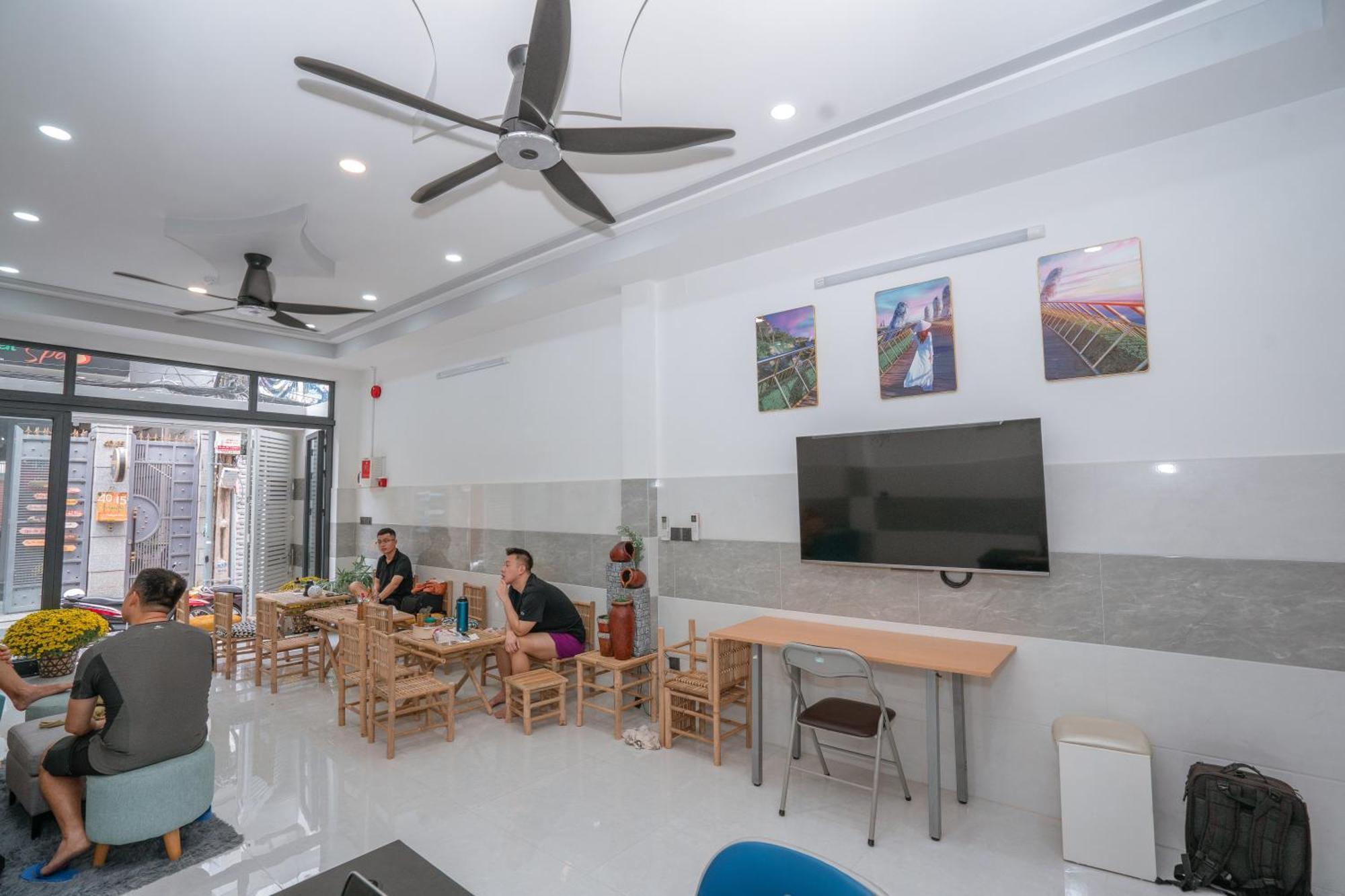 Aloha Saigon Premium Hostel By Local Travel Experts - Newly Opened, Less-Touristy Location, Spacious Rooms, Glass Shower Bathroom, Free Breakfast & Walking Tour Ho Chi Minh Zewnętrze zdjęcie